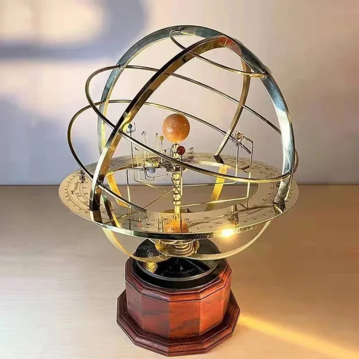Solar System Orrery - Modelo Mecânico do Sistema Solar em