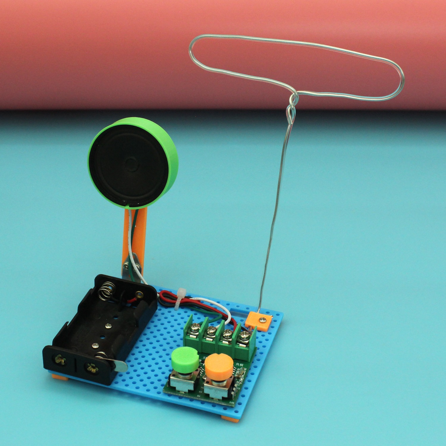 Kit de Rádio FM Retrô DIY Sem  - Science Experiment avaliação e preço