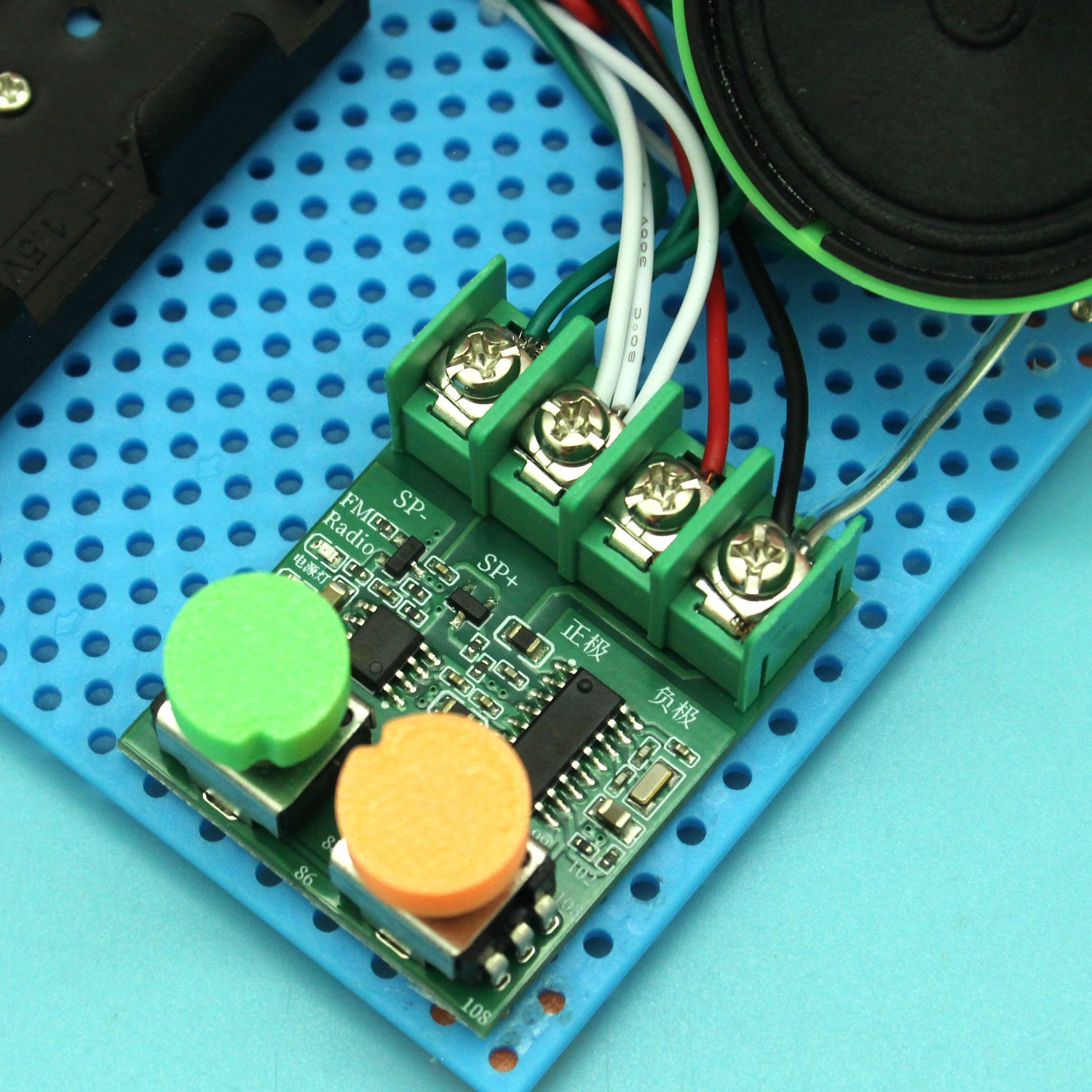 Kit de Rádio FM Retrô DIY Sem  - Science Experiment avaliação e preço