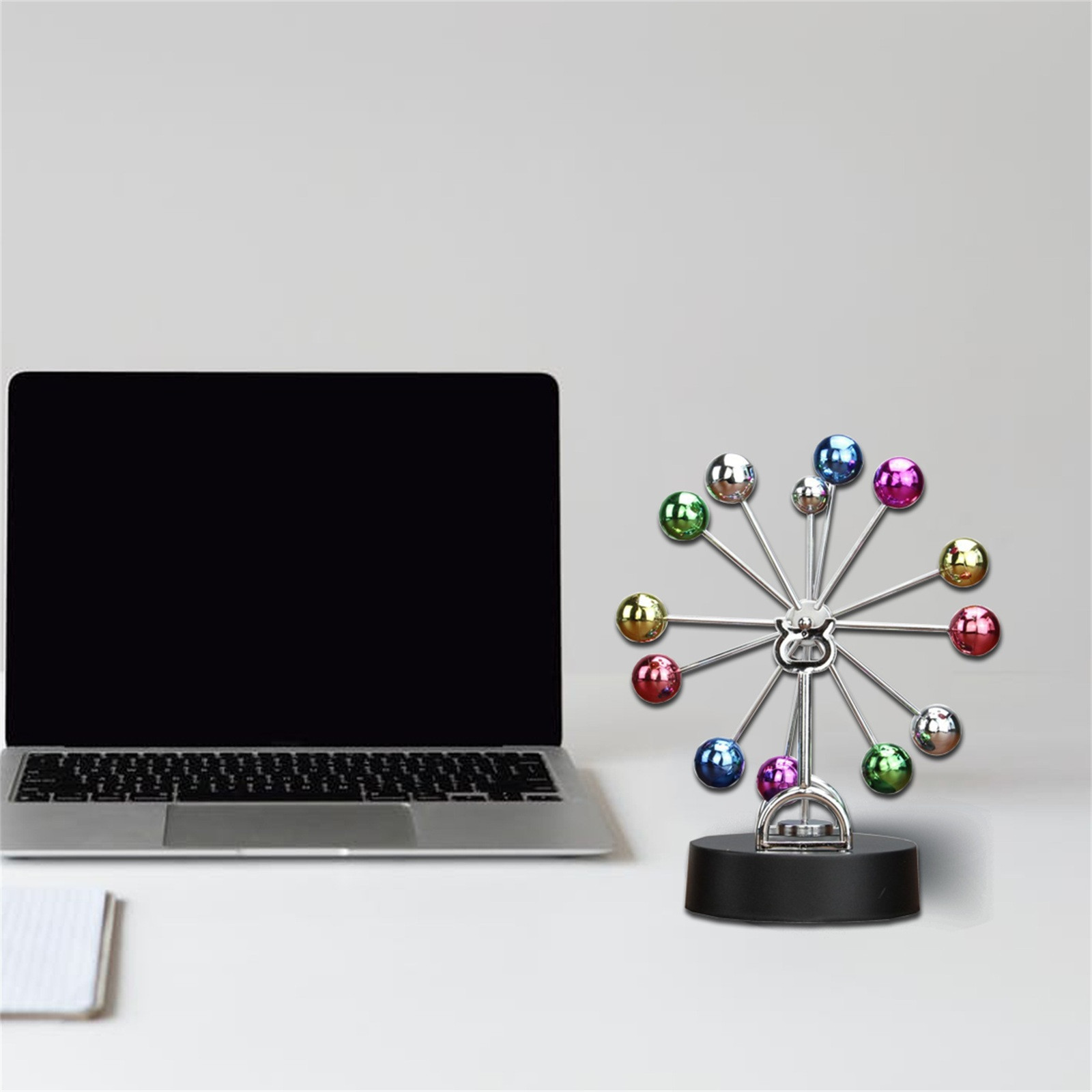 Máquina de movimento perpétuo  - Newton Cradle Large avaliação e preço